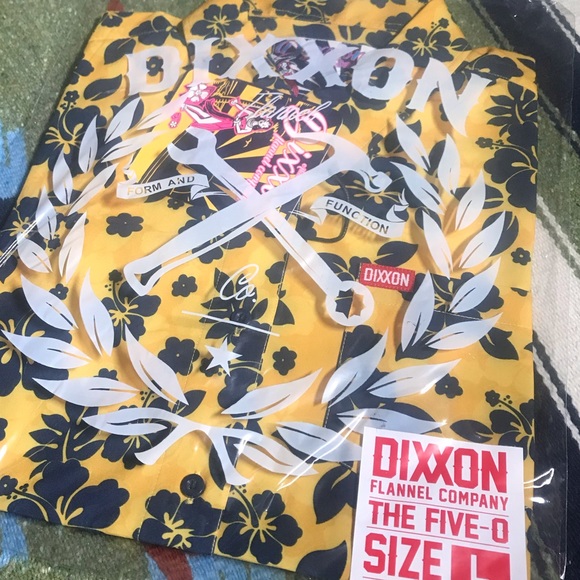Tops - Five-0 Short Sleeve Button Up “Dixxon”
